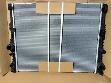 Радиатор охлаждения двигателя BMW M5 F90